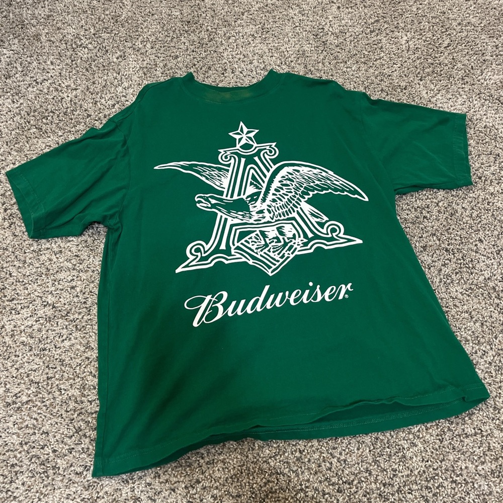 Green Budweiser graphic tee